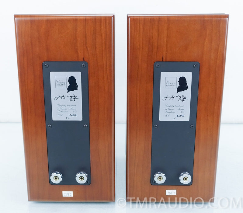 Vienna Acoustics Haydn Grand SE Bookshelf Speakers
