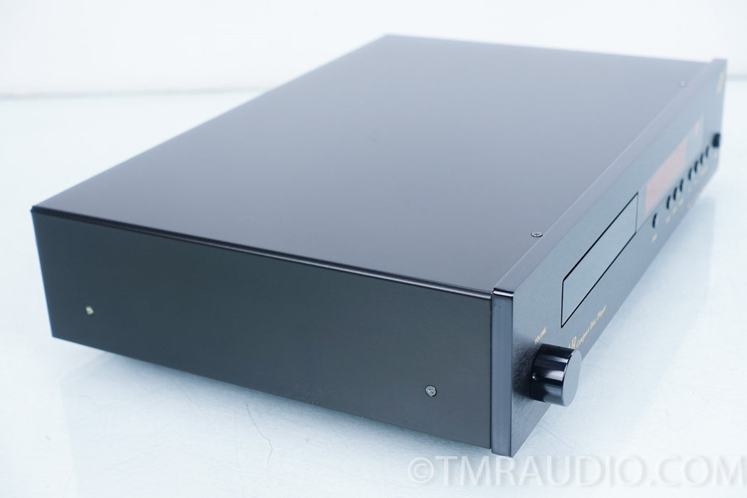 EAR / Yoshino Acute III CD Player / USB DAC