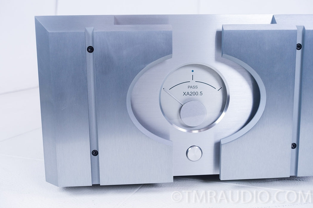 Pass Labs XA200.5 Monoblock Amplifiers
