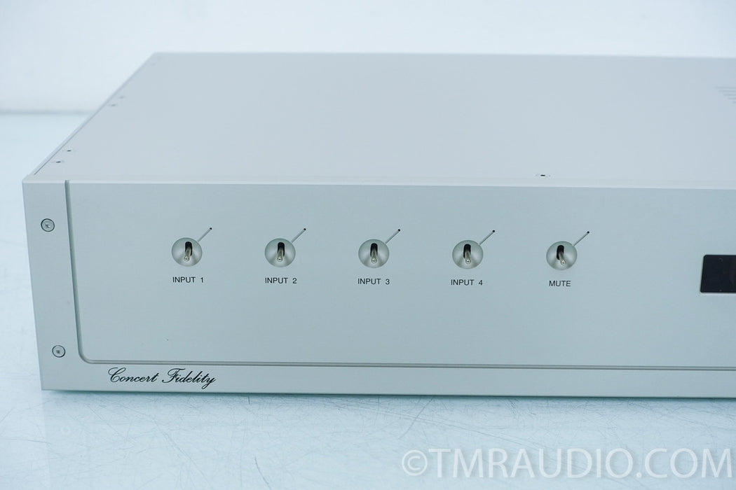 Concert Fidelity CF-080 LS Tube Line Stage Preamplifier