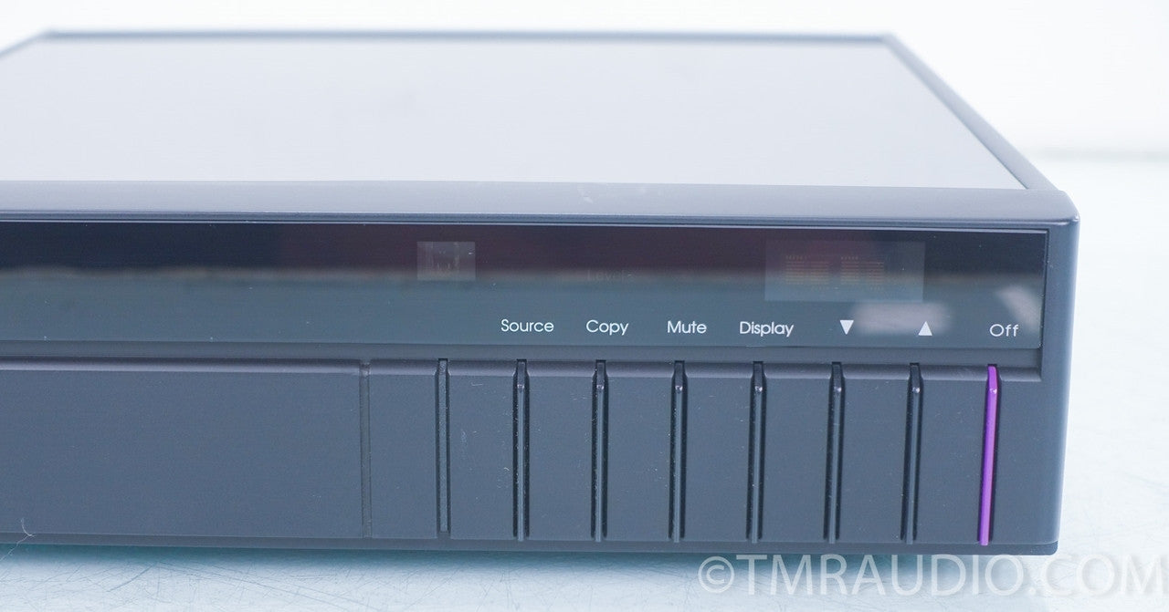 Meridian 562V Multimedia Controller / Preamplifier