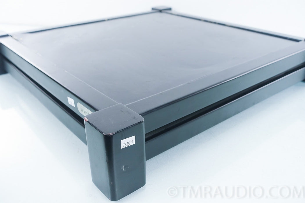 Zoethecus amplifier stand