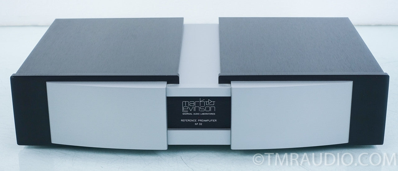 Mark Levinson No. 32 Stereo Preamplifier