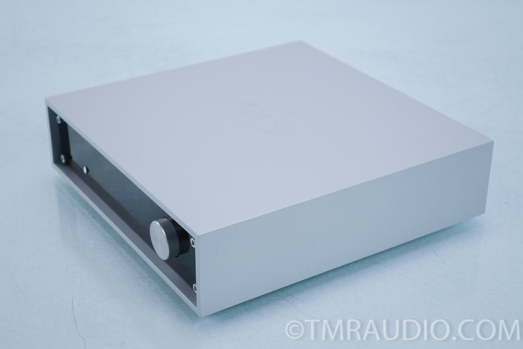 M2Tech Young DSD DAC / Preamplifier