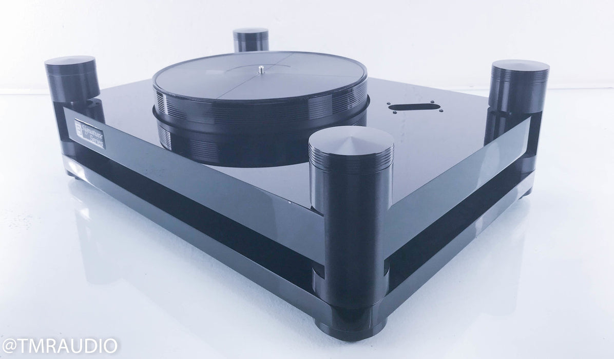 Basis Debut Signature mk V Vacuum Turntable