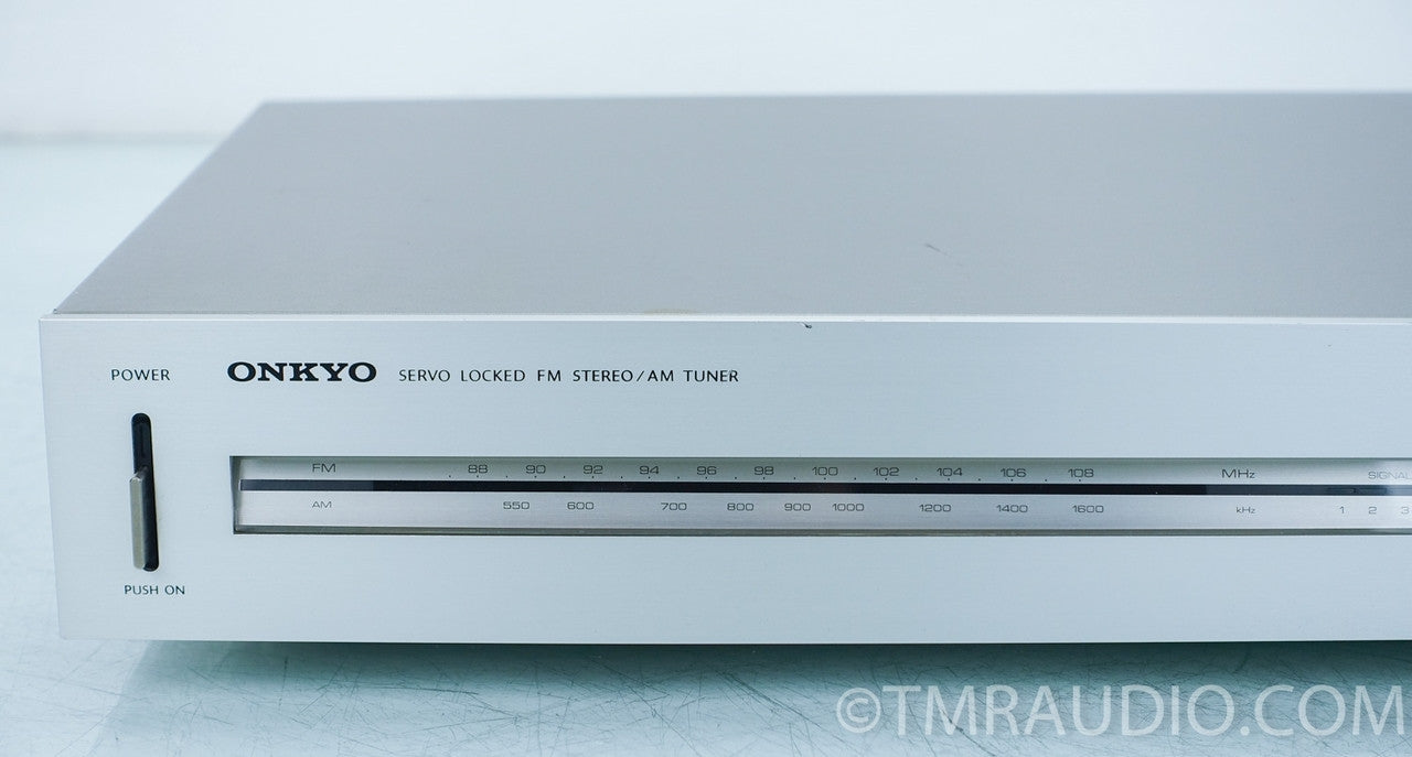 Onkyo T-15 AM / FM Tuner