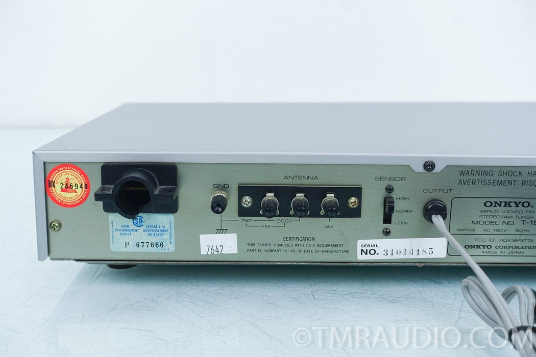 Onkyo T-15 AM / FM Tuner