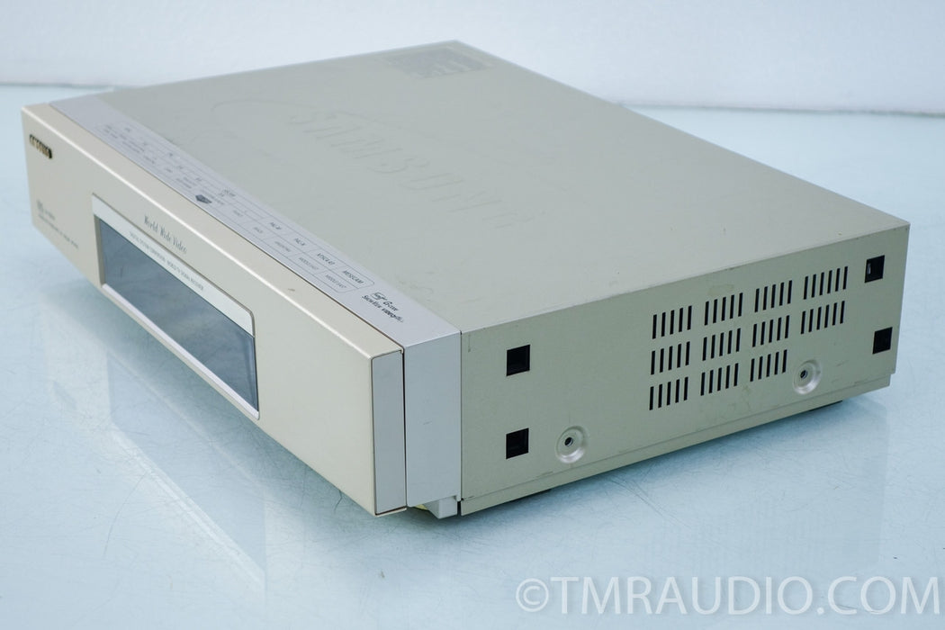 Samsung SV-7000W VCR / World TV Receiver AS-IS (no power)