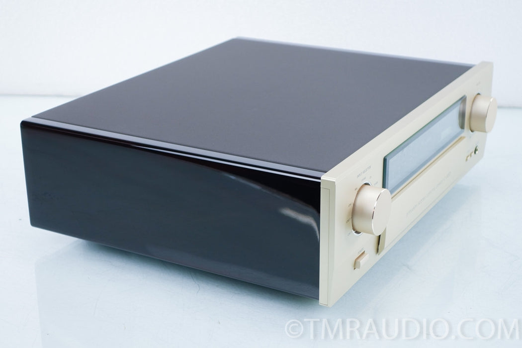 Accuphase C-2420 Stereo Preamplifier