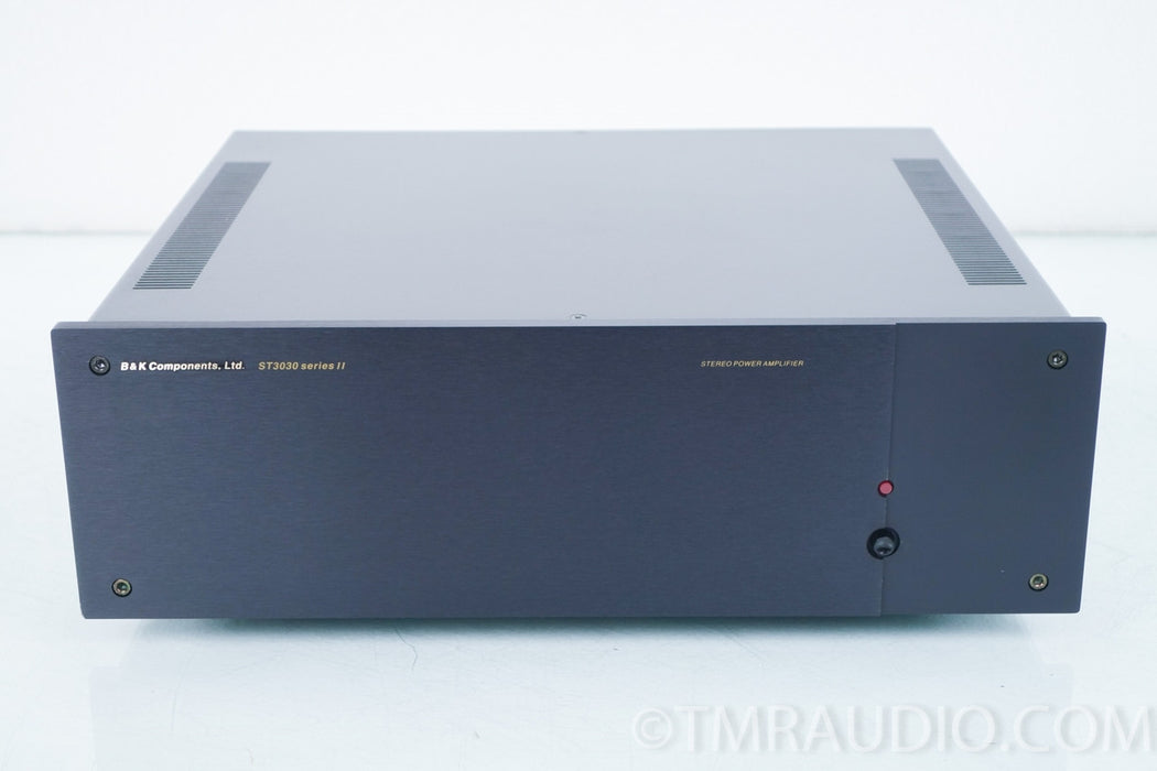 B&K ST3030 Series II Power Amplifier