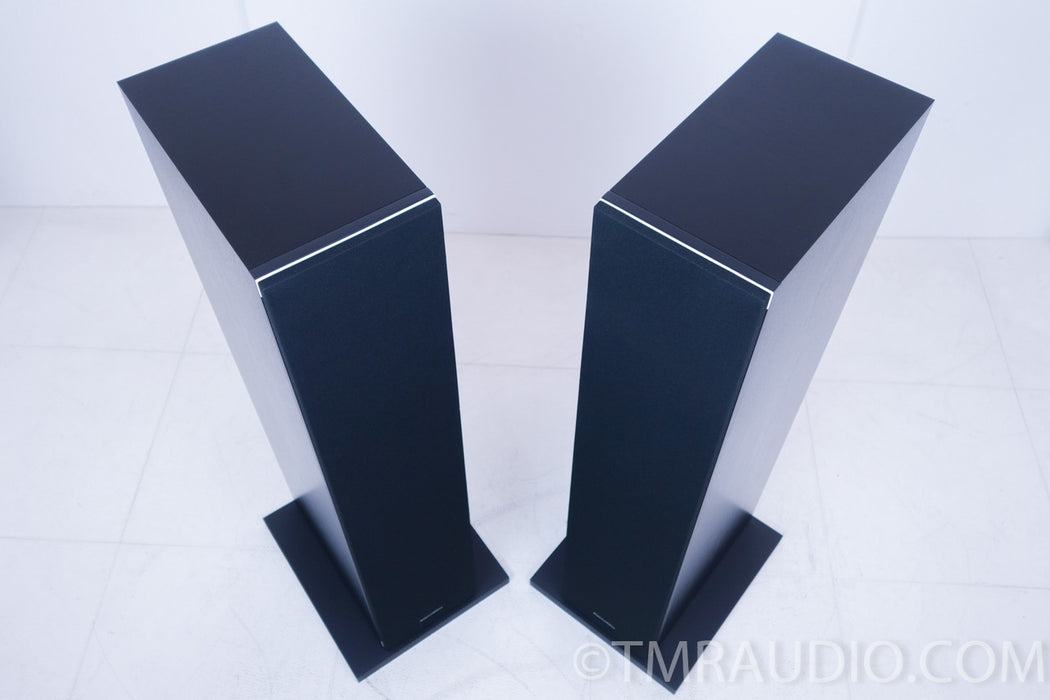 B&W 683 S2 Speakers