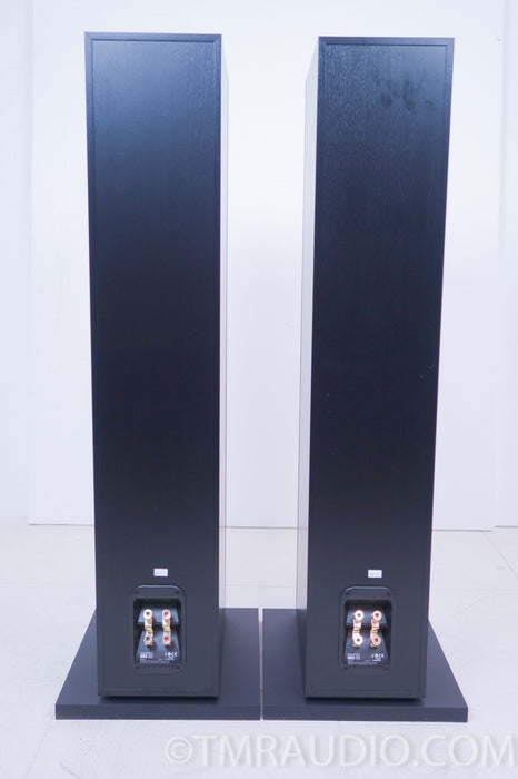 B&W 683 S2 Speakers