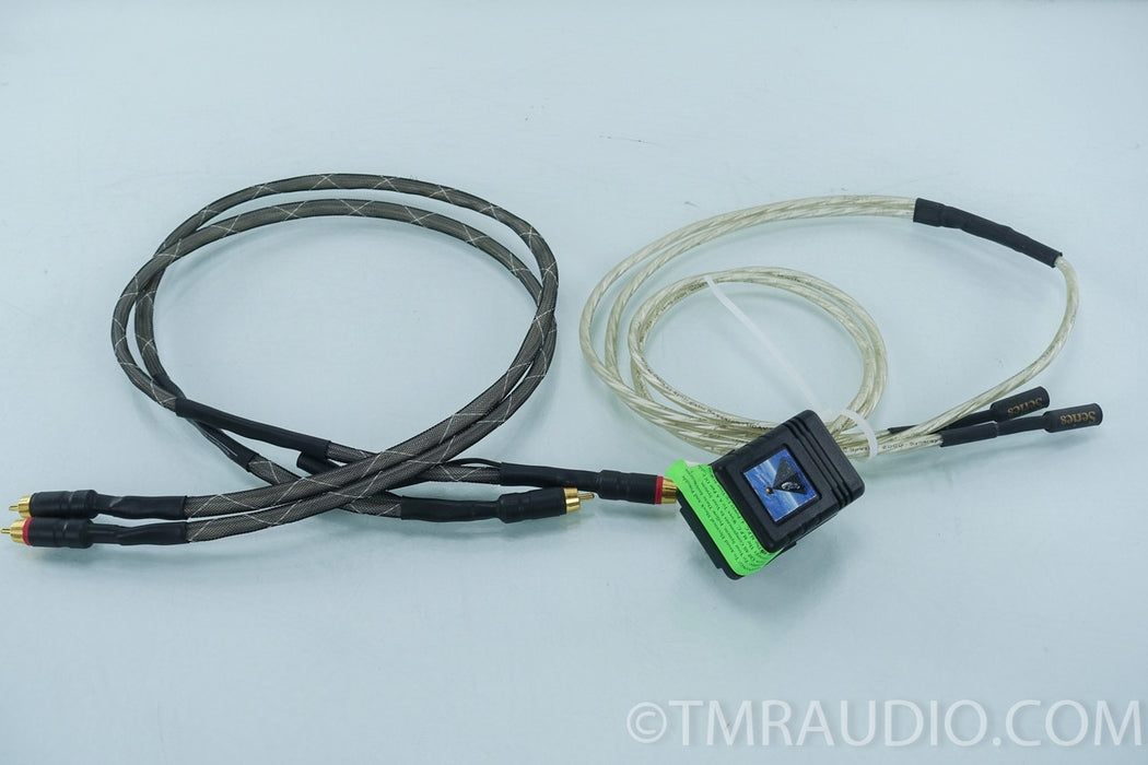One pair of Synergistic Research Alpha Sterling RCA Cables - 1 meter in length. This produ