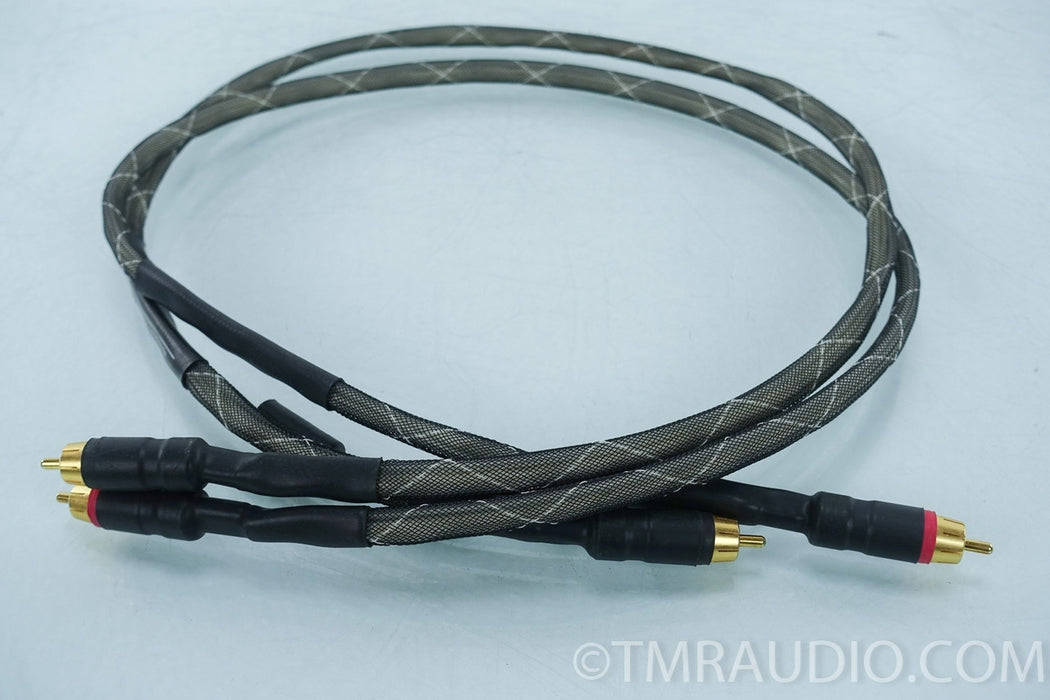 One pair of Synergistic Research Alpha Sterling RCA Cables - 1 meter in length. This produ