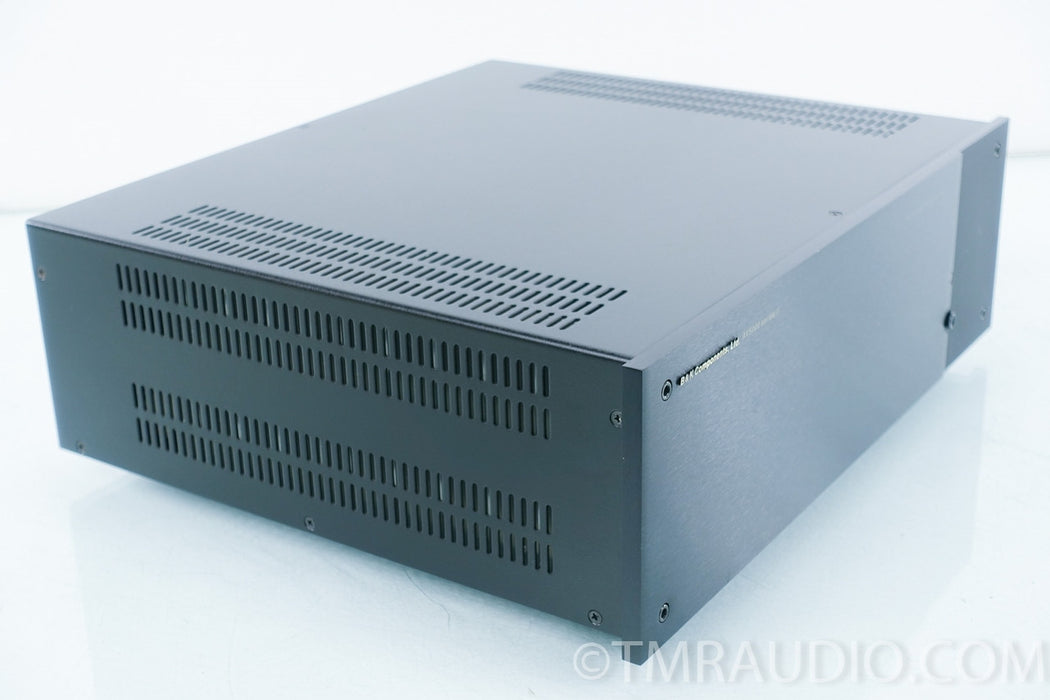 B&K AV5000 5 Channel Power Amplifier