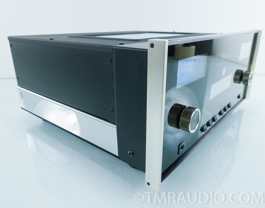 McIntosh C2500 Vacuum Tube Stereo Preamplifier / Preamp