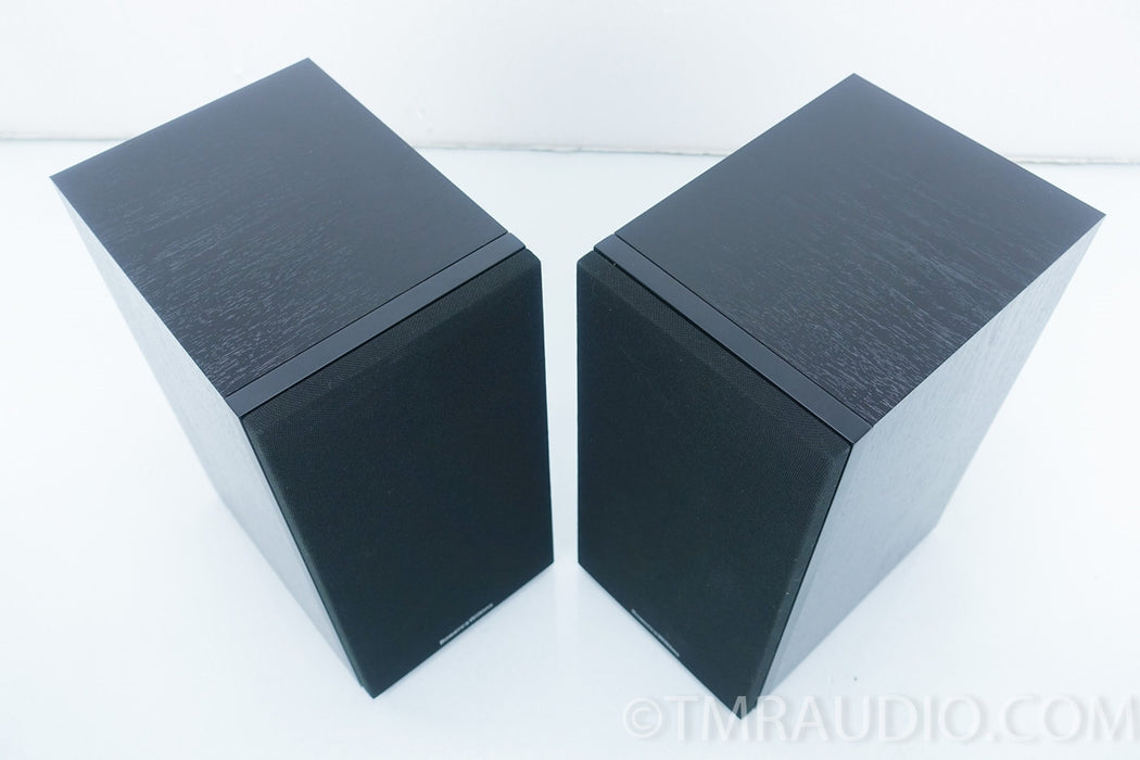 B&W 686 S2 Bookshelf Speakers