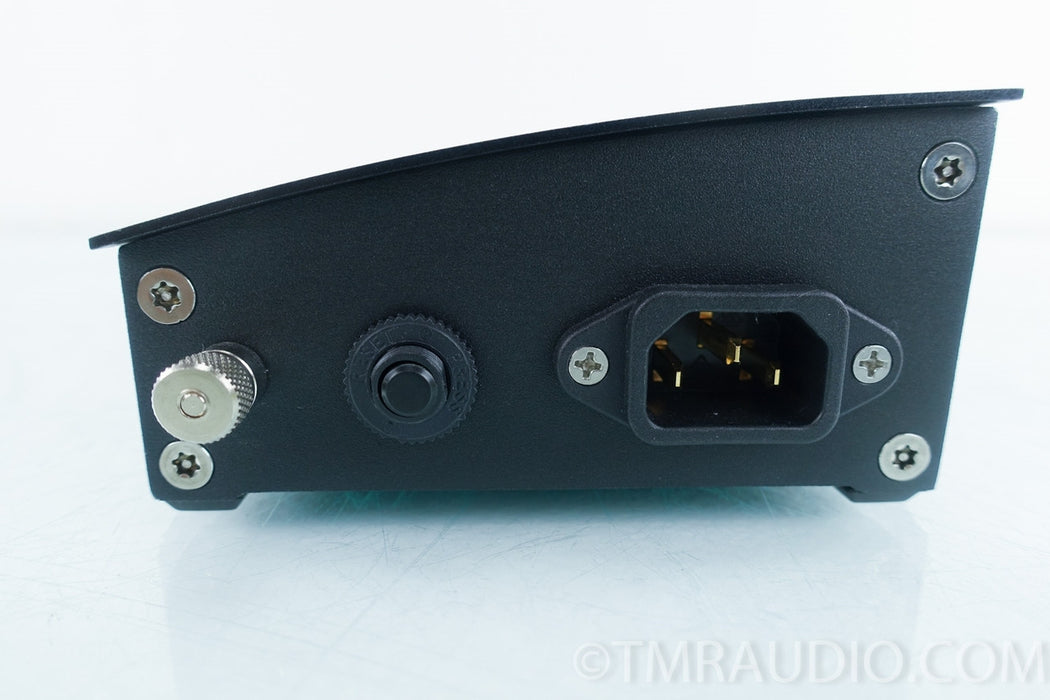 Furutech e-TP80 AC Unfiltered Power Distributor