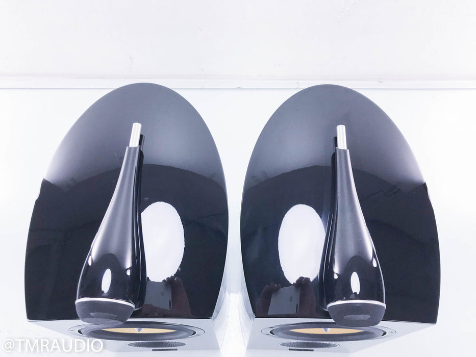 B&W 805 Diamond D2 Bookshelf Speakers
