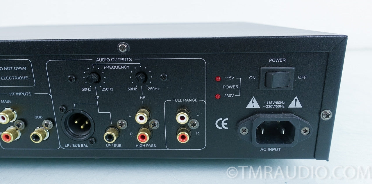 Emotiva USP-1 Stereo Preamplifier