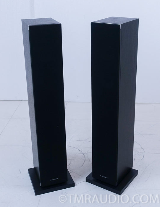 B&W 684 S2 Speakers