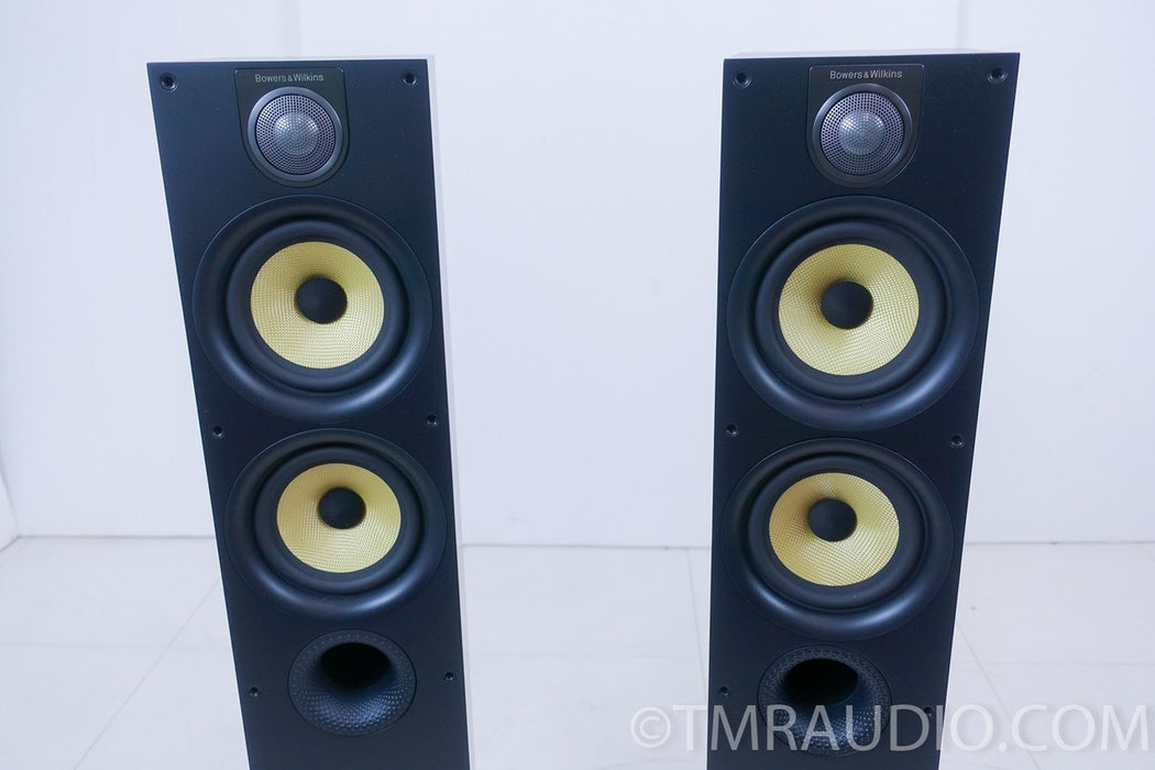 B&W 684 S2 Speakers