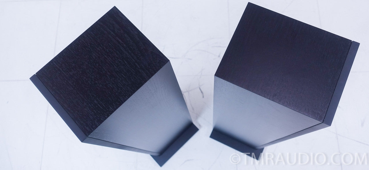 B&W 684 S2 Speakers
