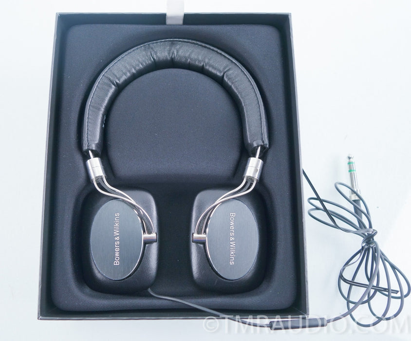 B&W P5 Series 2 Headphones