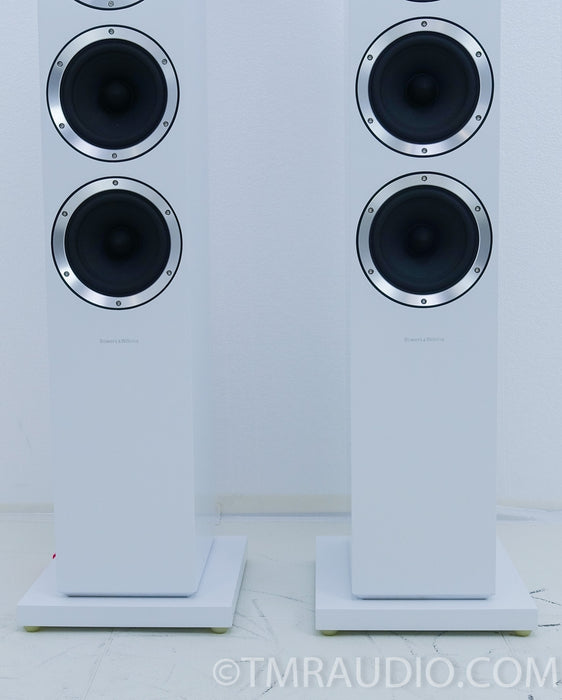 B&W CM8 Speakers, Gloss White