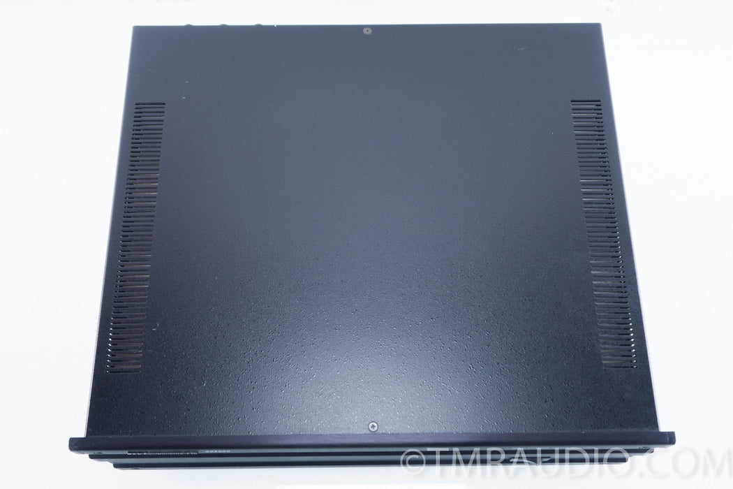 B&K AV6000 6 Channel Power Amplifier