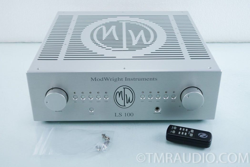 ModWright LS100 Tube Preamplifier w/ Phono