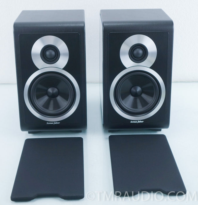 Sonus Faber Chameleon B. Speakers