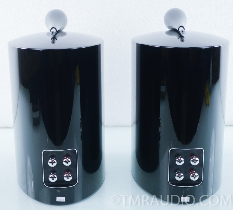 B&W 805 D2 Bookshelf Speakers