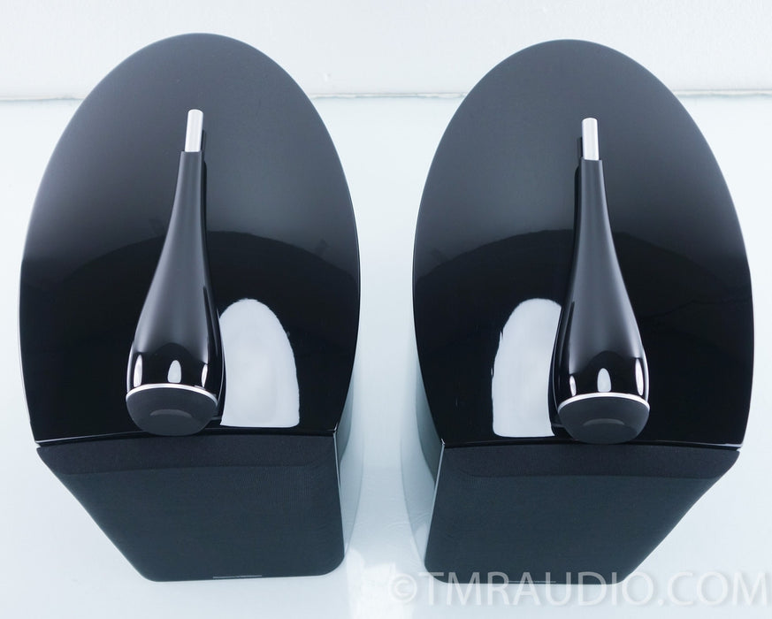 B&W 805 D2 Bookshelf Speakers
