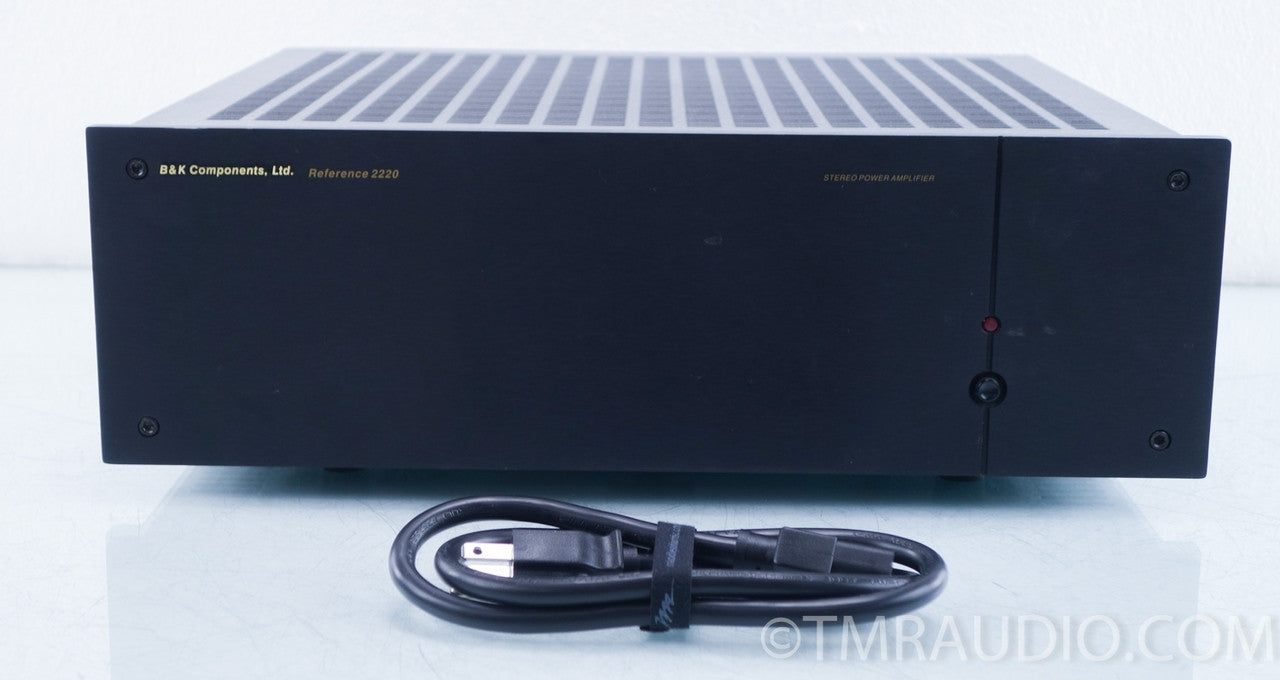 B&K Reference 2220 Stereo Power Amplifier
