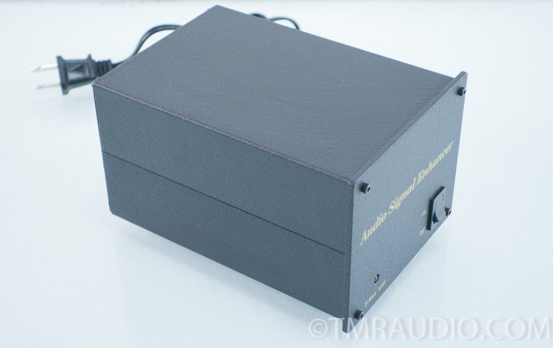 Z-Man ASE Audio Signal Enhancer (tube buffer)