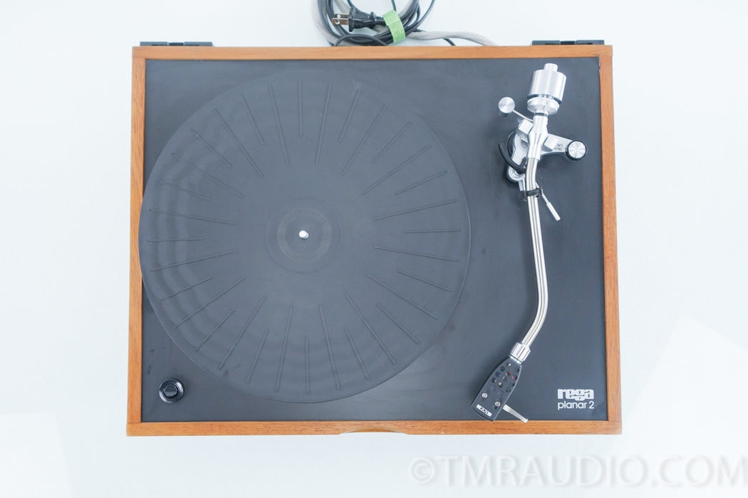 Rega Planar 2 Turntable