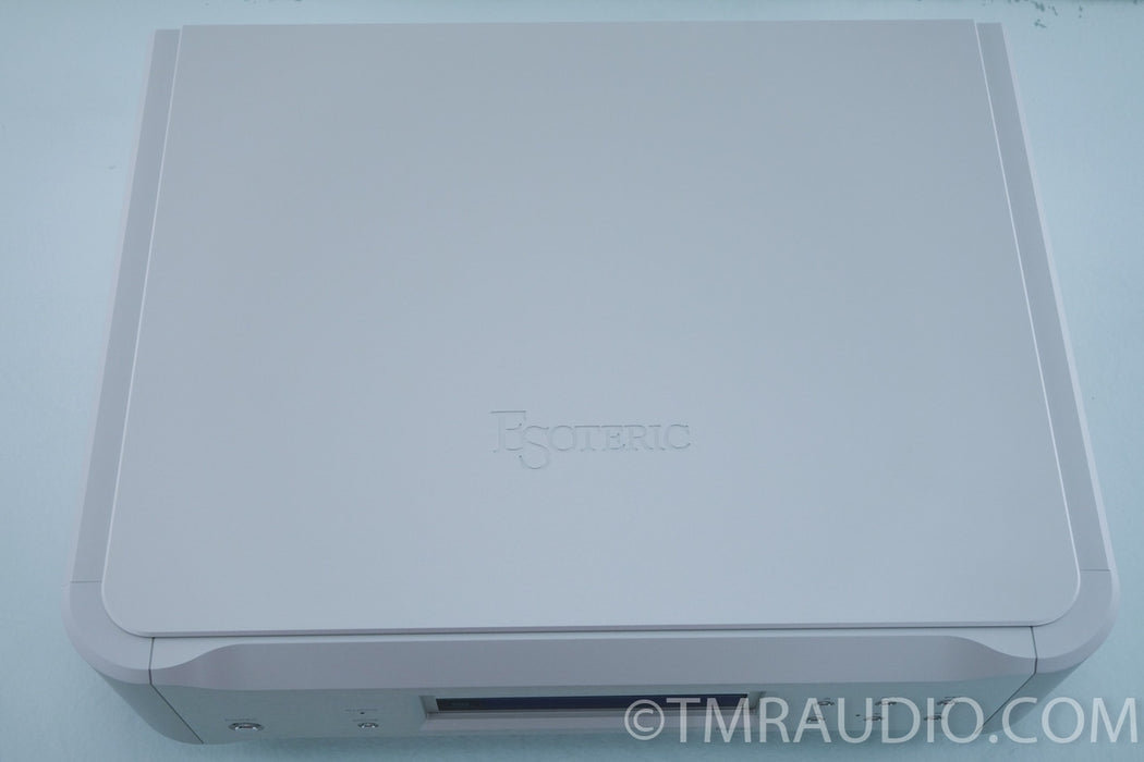 Esoteric K-05X SACD / CD Player & USB DAC