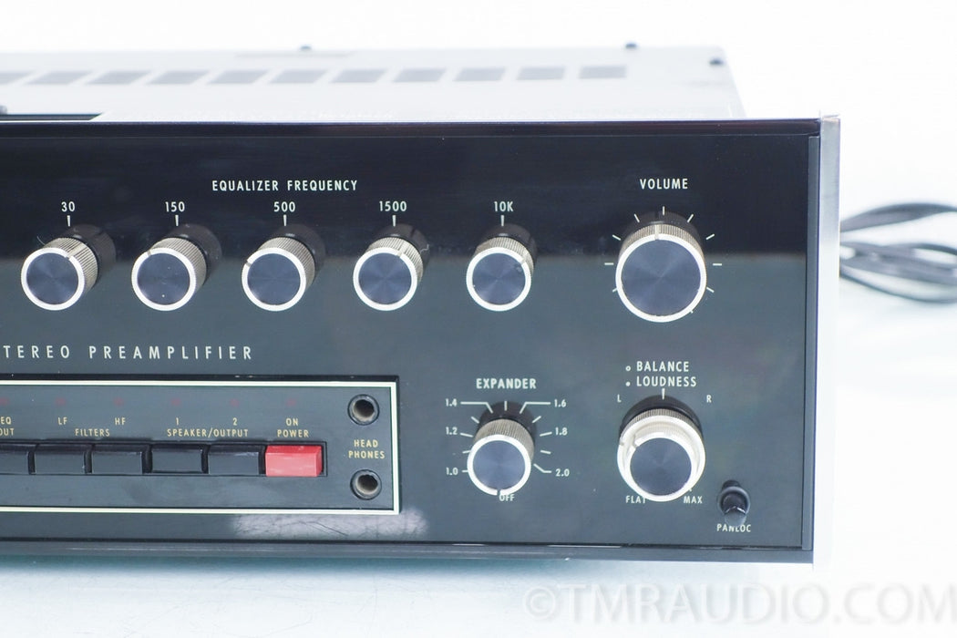 McIntosh C32 Preamplifier