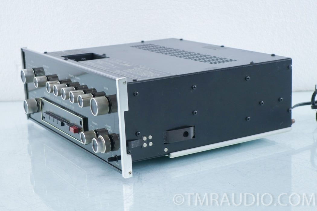 McIntosh C32 Preamplifier
