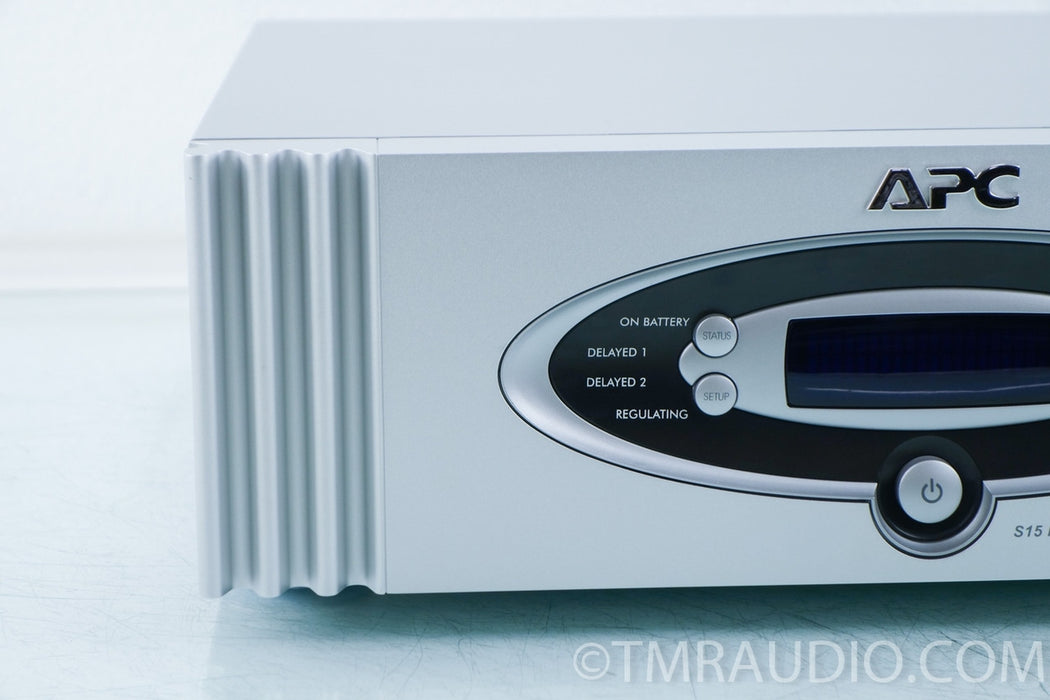 APC S15 AC Power Conditioner w/ Battery Backup