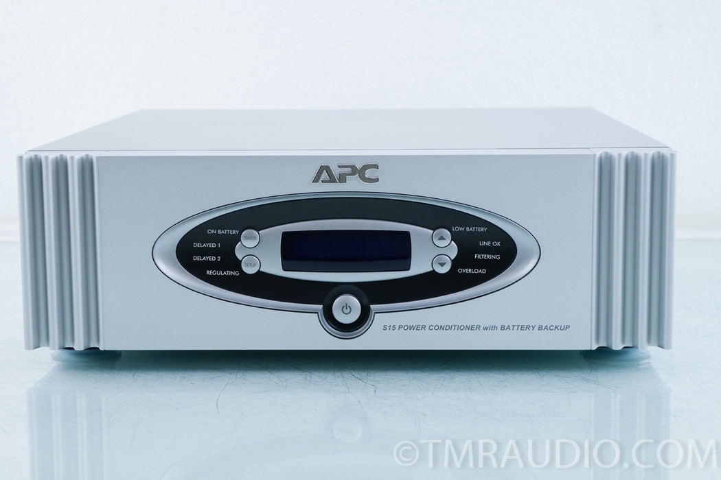 APC S15 AC Power Conditioner w/ Battery Backup