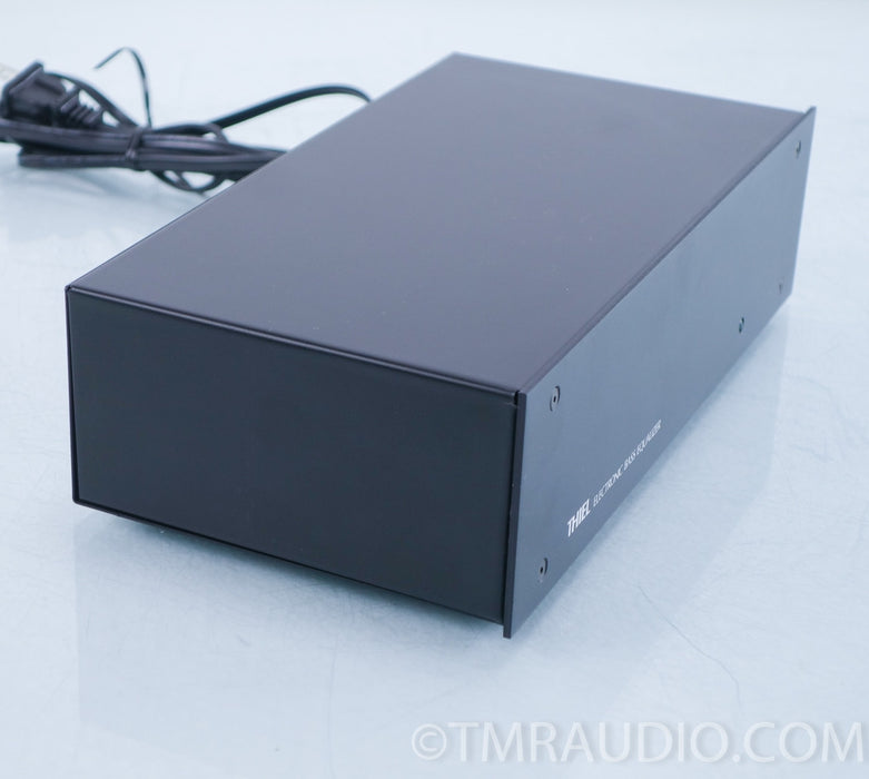 Thiel Model CS3 Bass Equalizer
