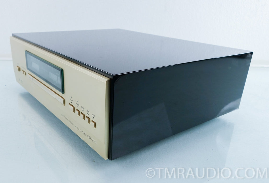 Accuphase DP-720 SACD / CD Player