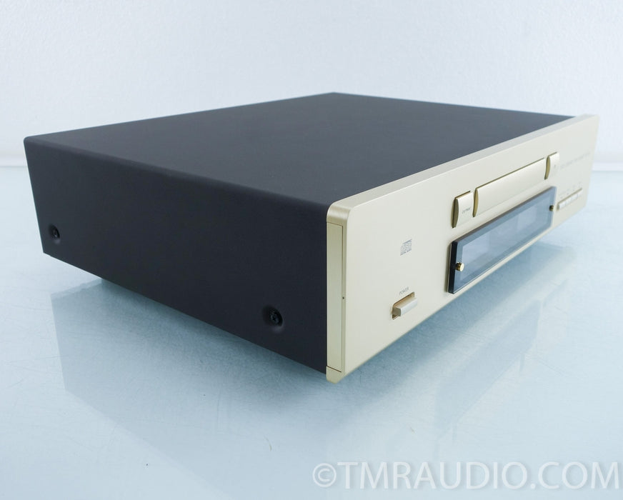 Accuphase DP-55V CD Player