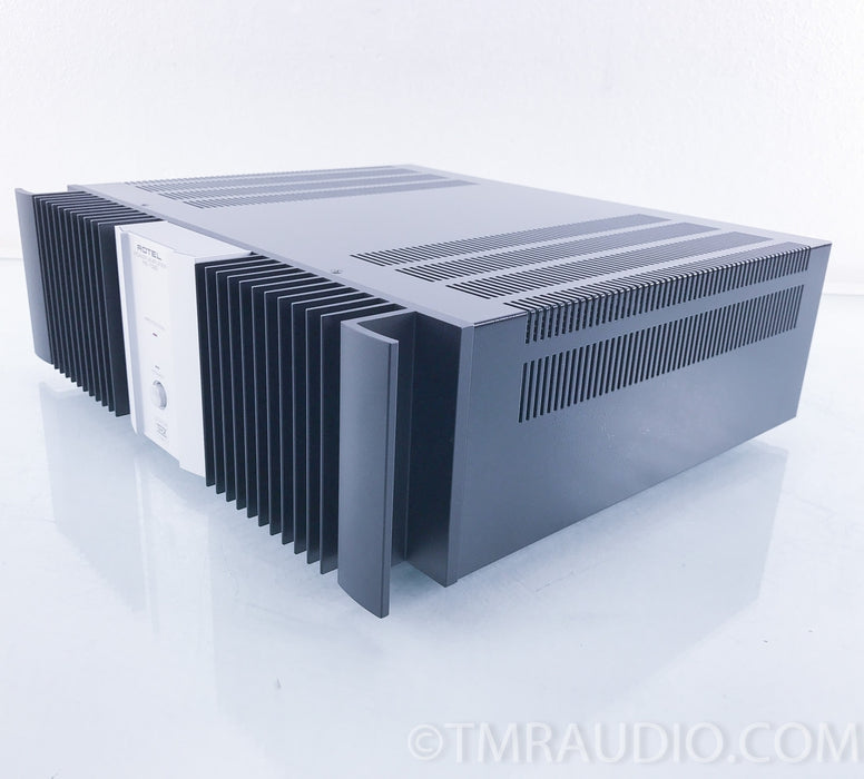 Rotel RB-1080 Stereo Power Amplifier 1