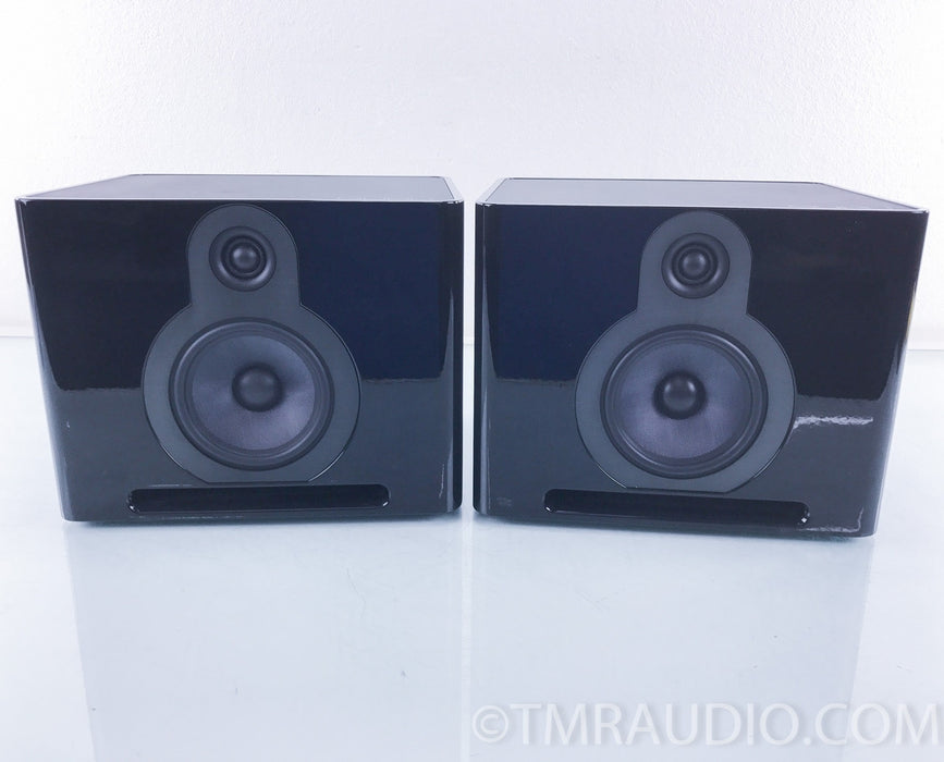 Guru QM10 MKII Bookshelf Speakers