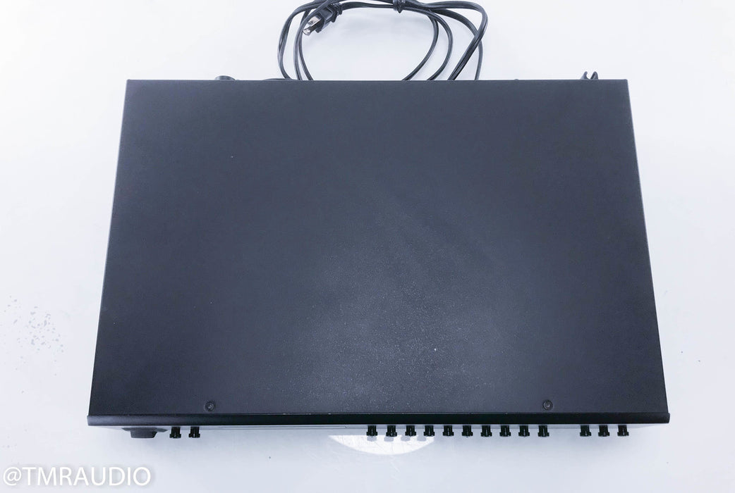 Adcom GFT-555 II AM / FM Tuner