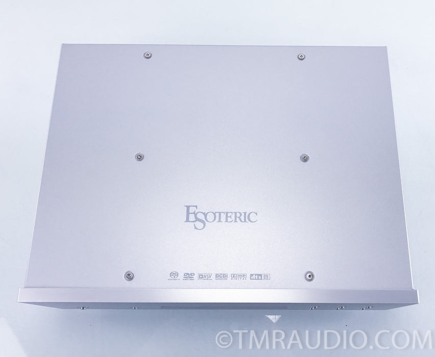 Esoteric UX-3 DVD / SACD / CD Universal Audio Player