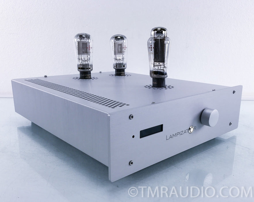 LampizatOr Big 7 Tube DSD DAC